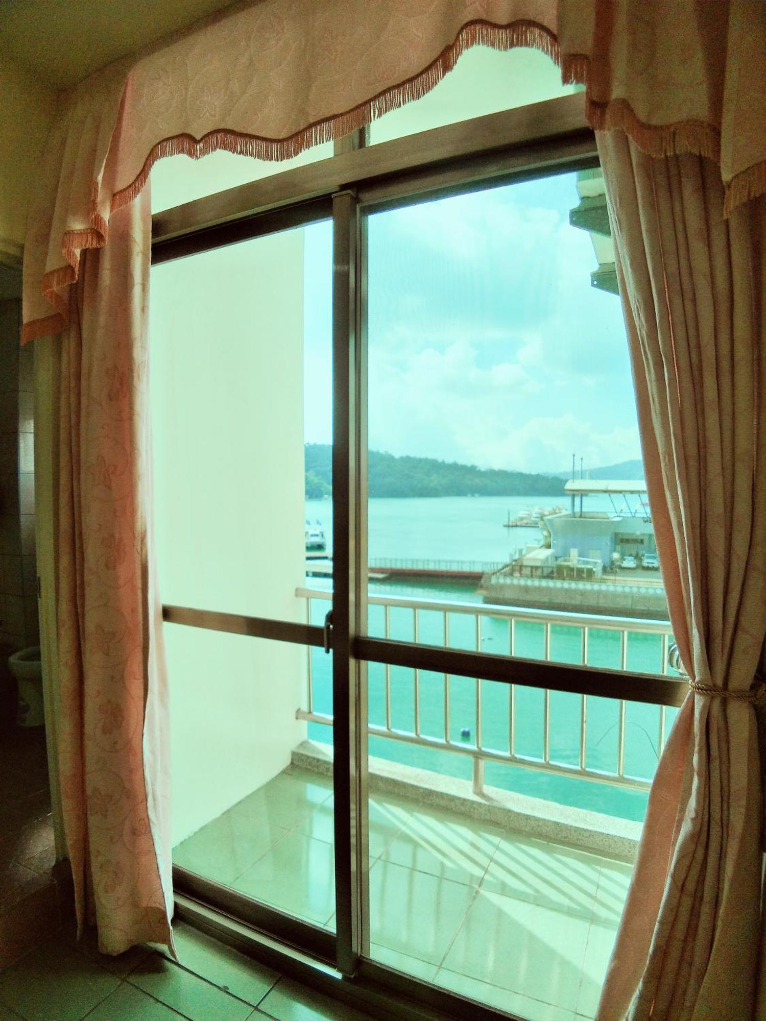 Sun Moon Lake Fisherman Homestay 유치 객실 사진